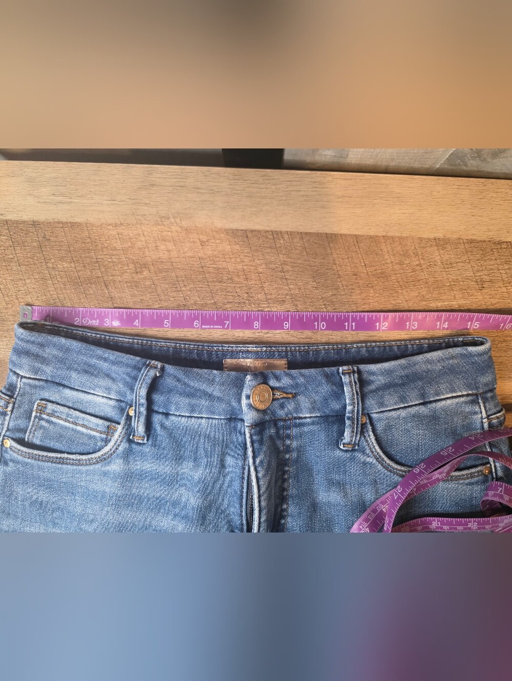 Kut from the Kloth Mid Wash High-Rise Wide Leg Jeans - Picture 5 of 6